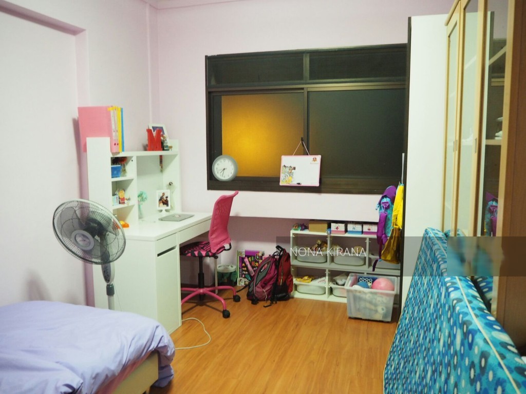 Blk 56 Strathmore Avenue (Queenstown), HDB 4 Rooms #128529722